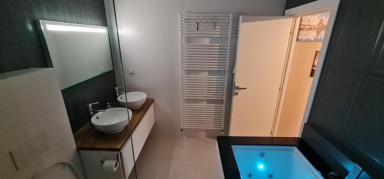 Tonitza Apartament Cluj-Napoca Exteriör bild
